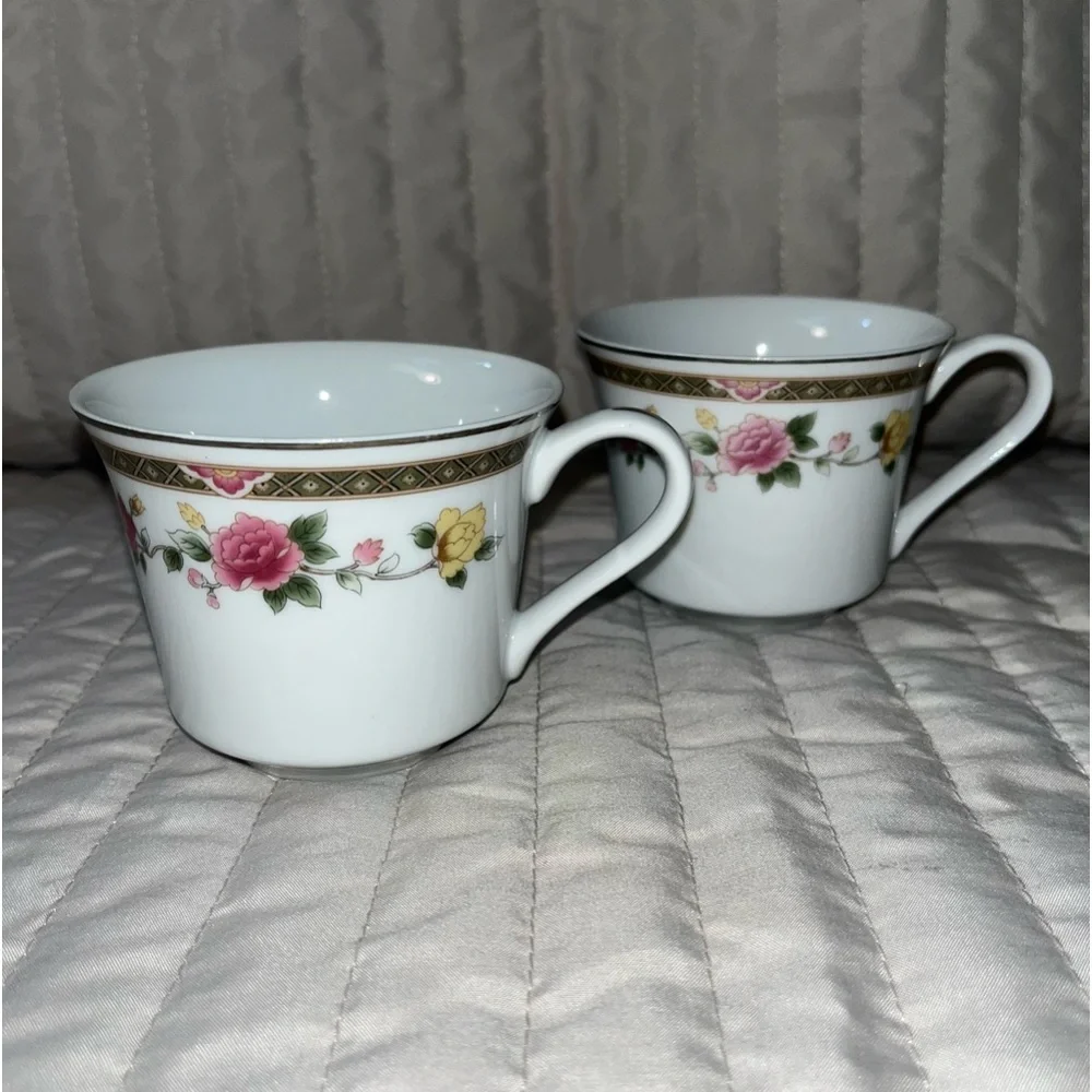 Vintage Ranmaru Crescent Fine China Rose Tapestry Tea Cups Set of 2 Floral Japan